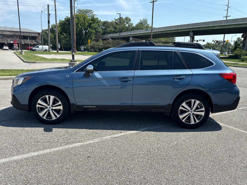 2018 Subaru Outback Image 8