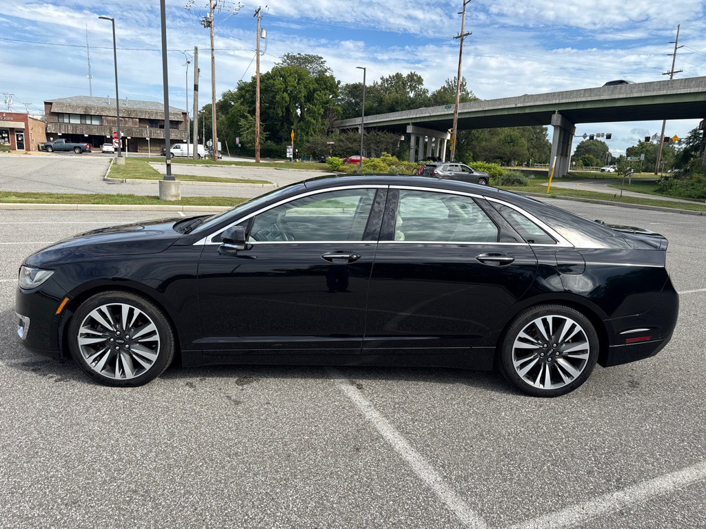 2020 Lincoln MKZ Image 10