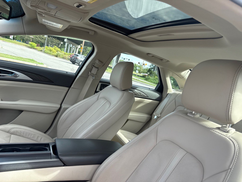 2020 Lincoln MKZ Image 15