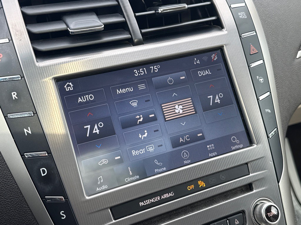 2020 Lincoln MKZ Image 22