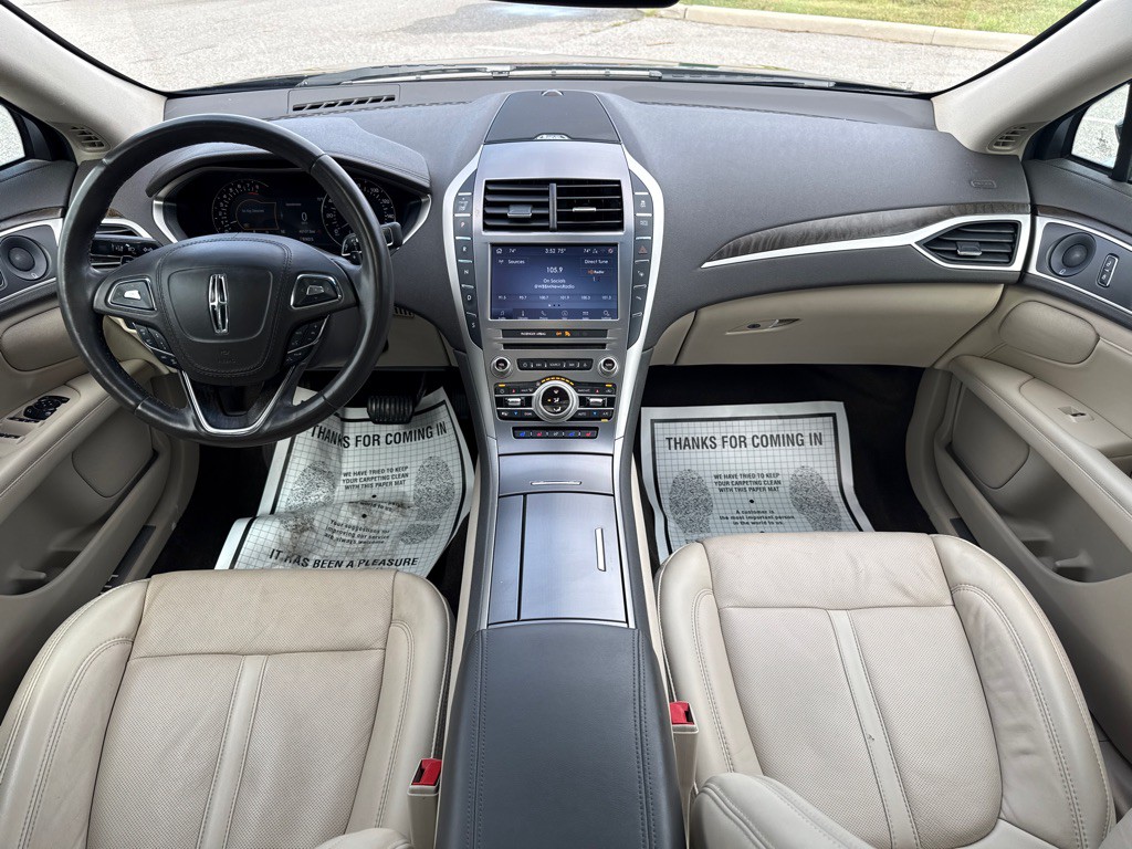 2020 Lincoln MKZ Image 28