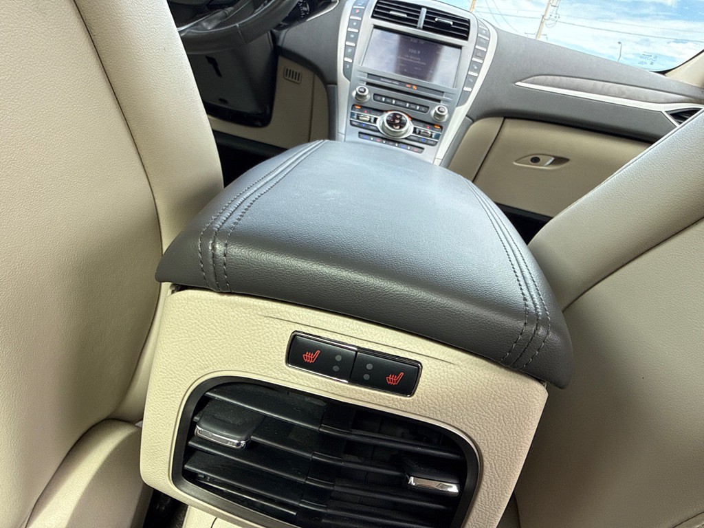 2020 Lincoln MKZ Image 29