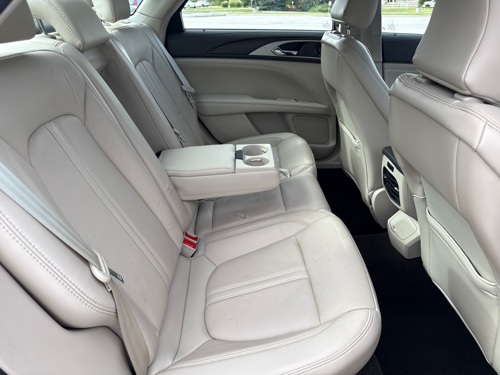 2020 Lincoln MKZ Image 31