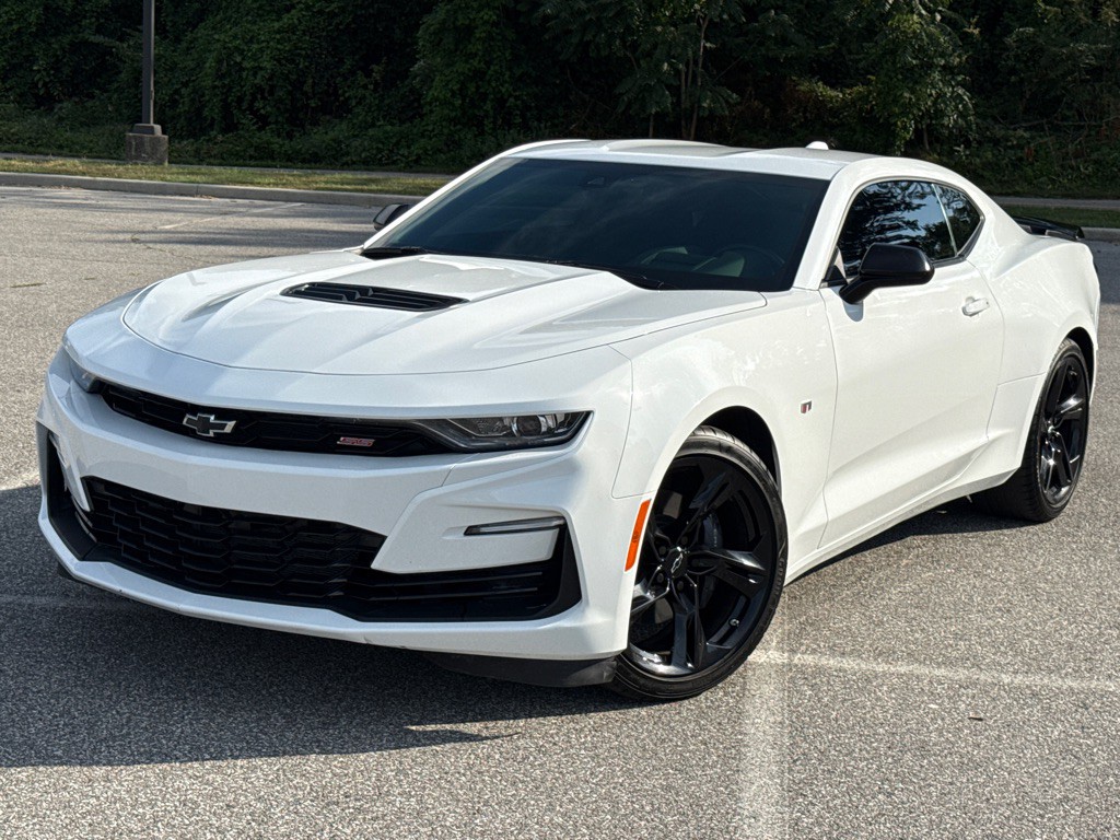 2023 Chevrolet Camaro Image 1