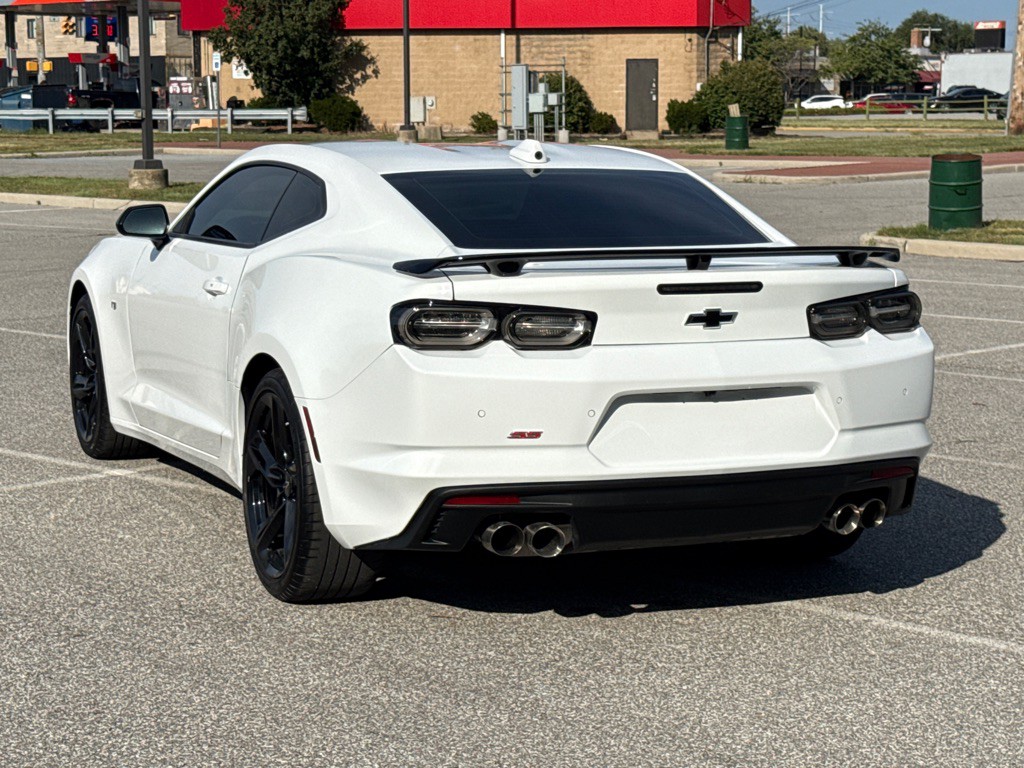 2023 Chevrolet Camaro Image 10
