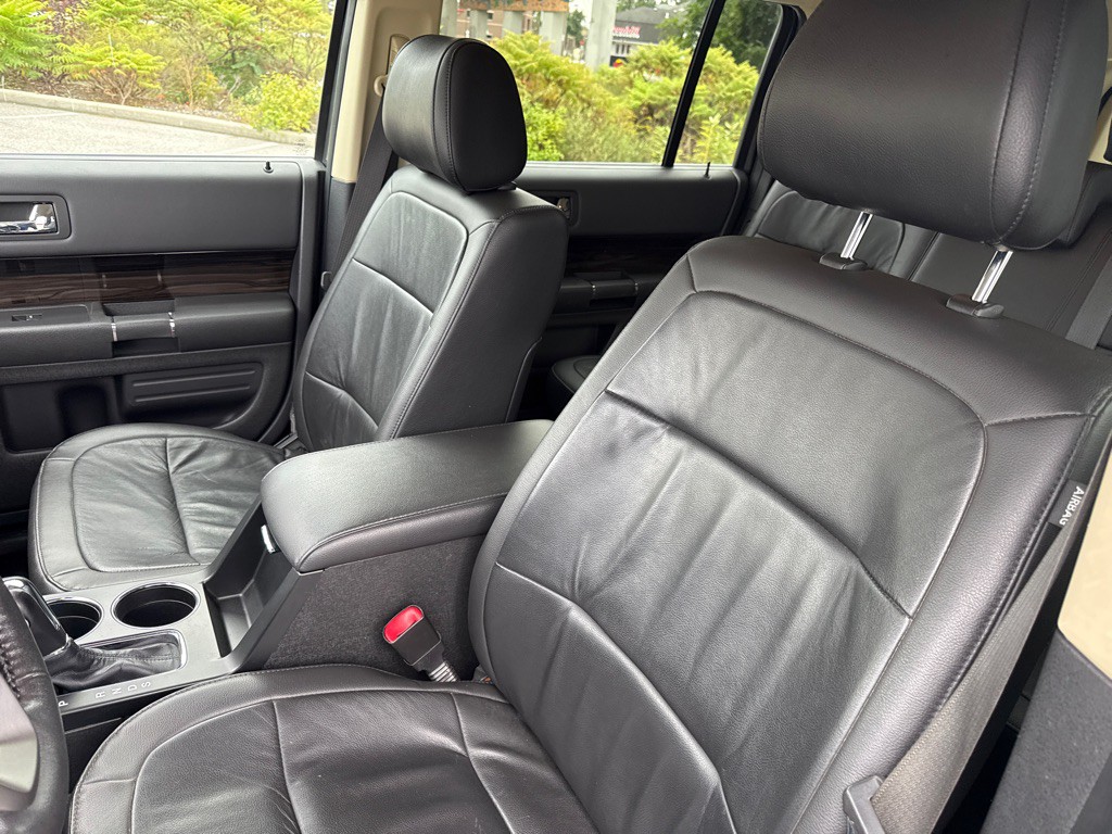 2019 Ford Flex Image 13