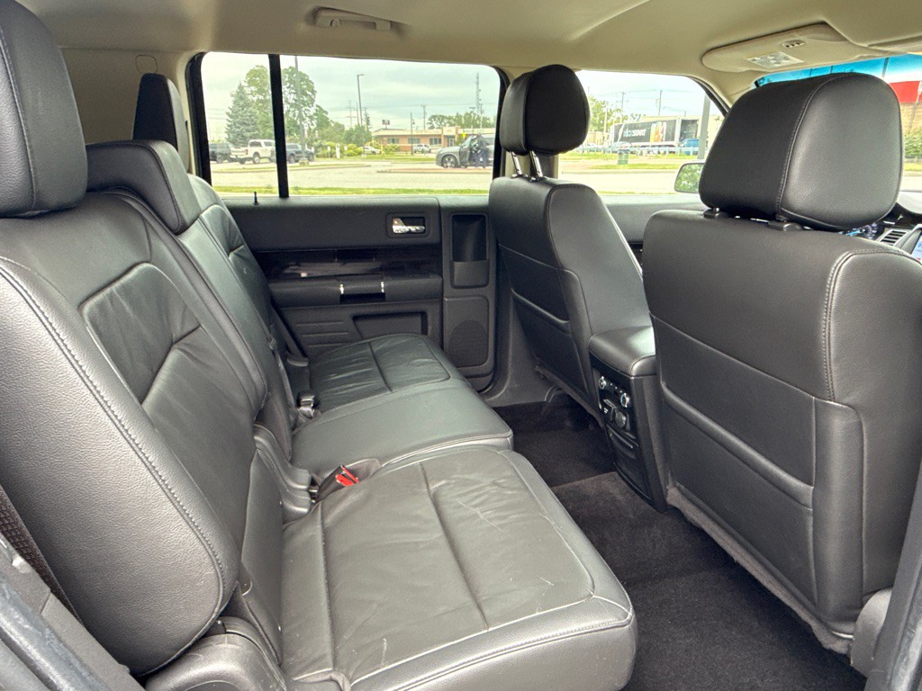 2019 Ford Flex Image 25