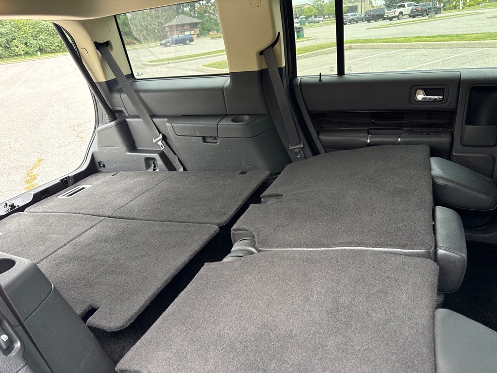 2019 Ford Flex Image 31