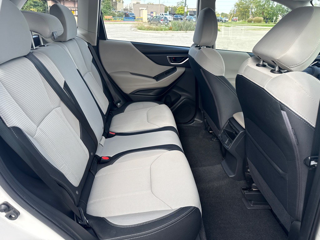 2022 Subaru Forester Image 27