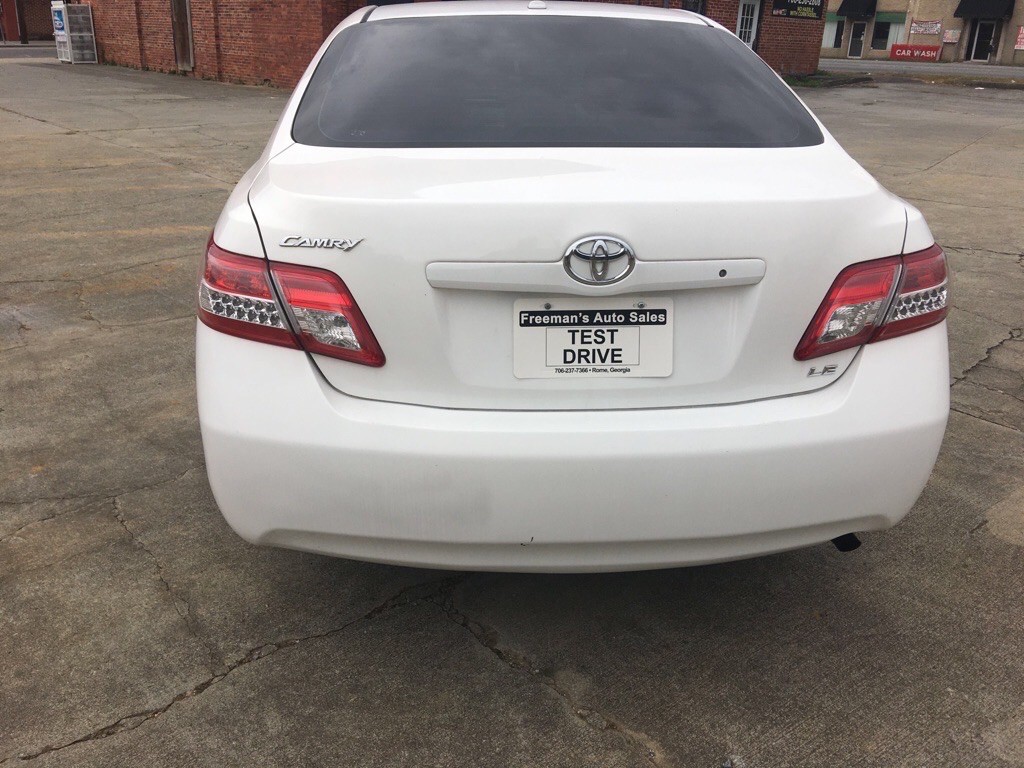 2011 Toyota Camry Image 6