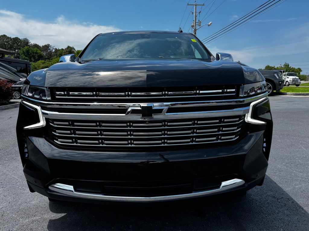 2021 Chevrolet Suburban Image 8