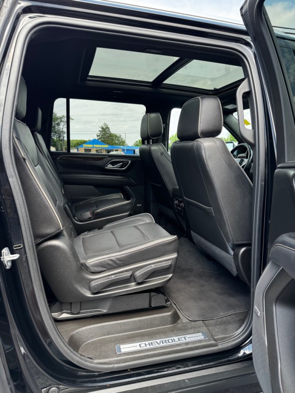 2021 Chevrolet Suburban Image 18