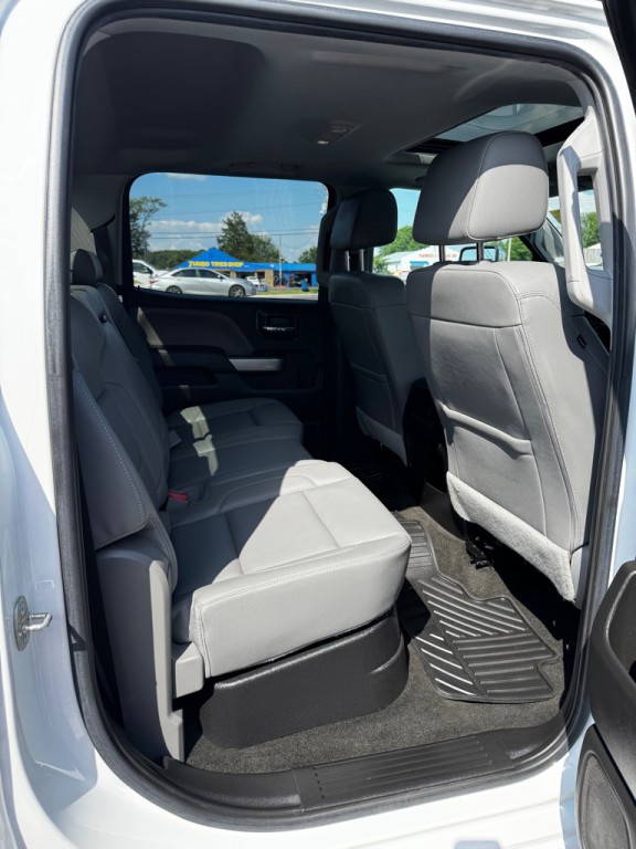 2018 Chevrolet Silverado 1500 Image 18