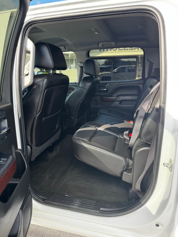 2015 GMC Sierra Image 17