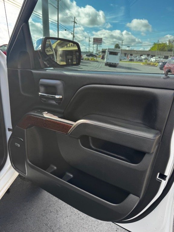 2015 GMC Sierra Image 22