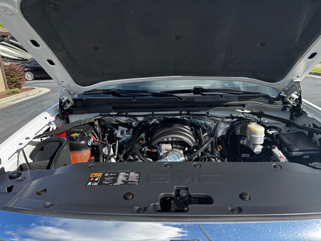 2015 GMC Sierra Image 25