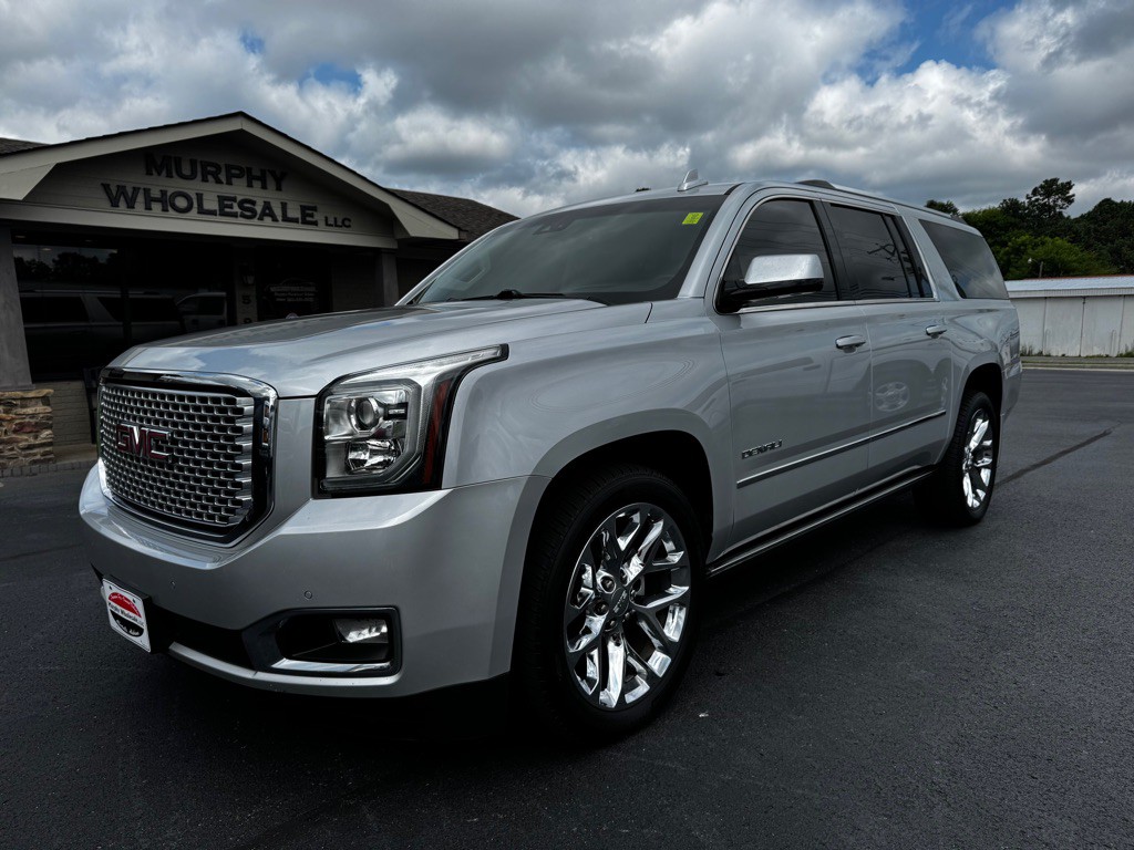2016 GMC Yukon Image 2