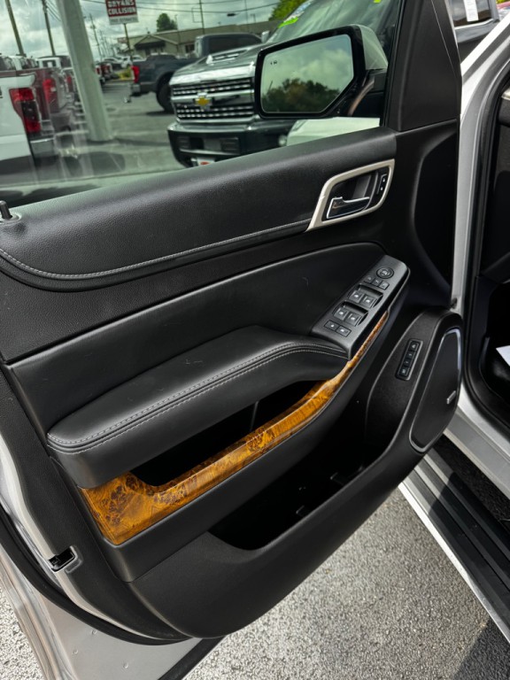 2016 GMC Yukon Image 11