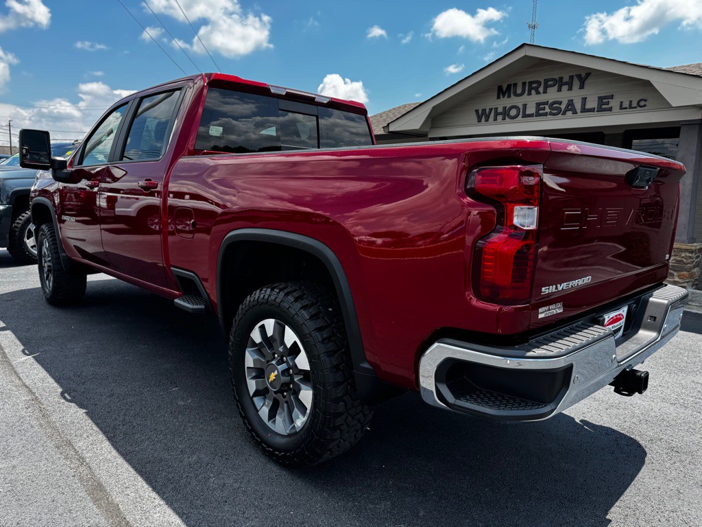 2021 Chevrolet Silverado 1500 Image 3