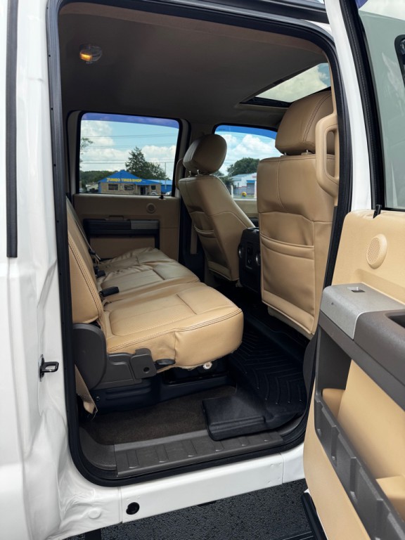 2015 Ford F-350 Image 18