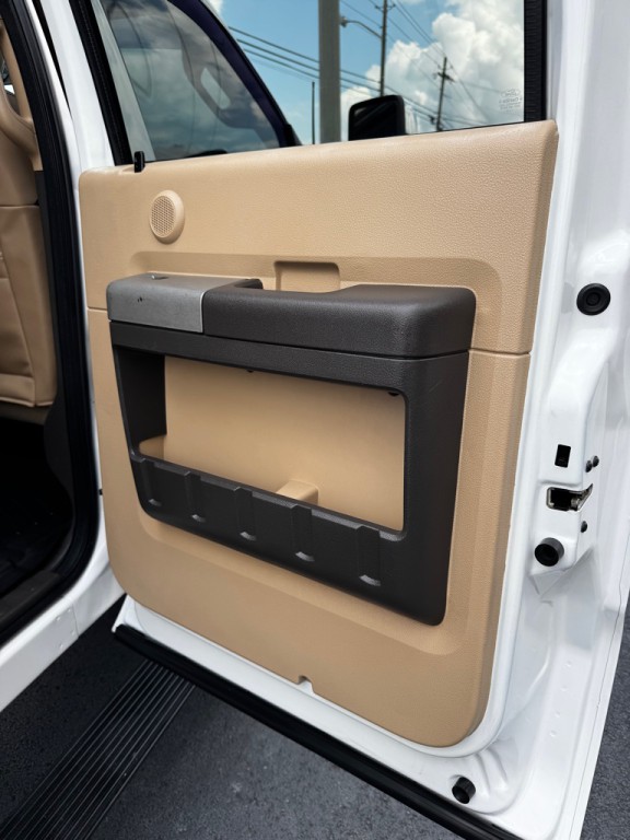 2015 Ford F-350 Image 19