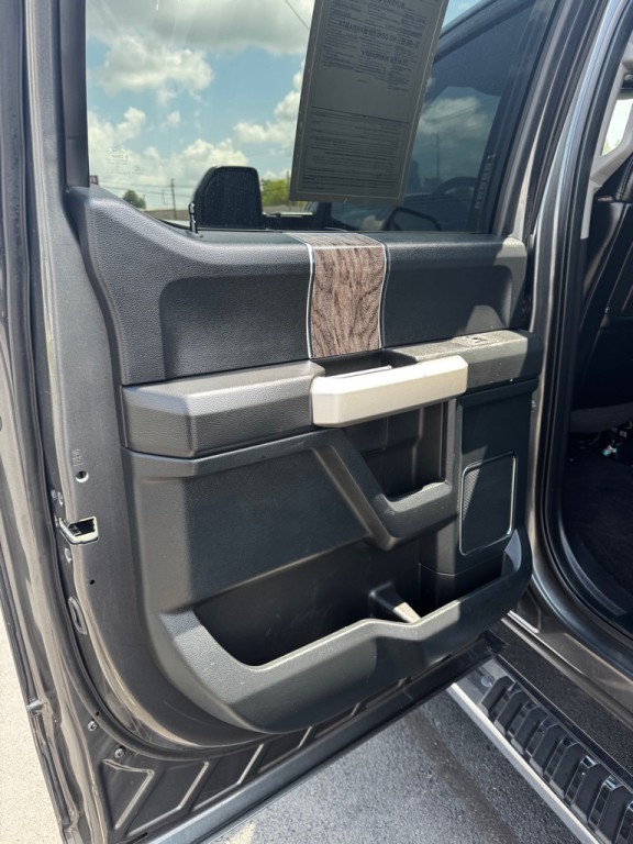 2018 Ford F-250 Image 17