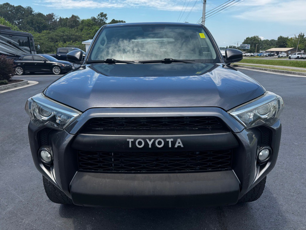 2015 Toyota 4Runner Image 8