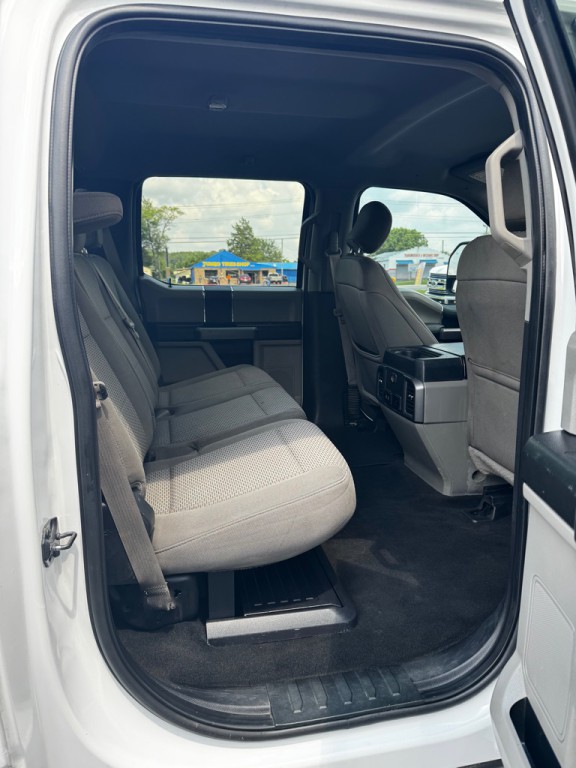 2017 Ford F-350 Image 18