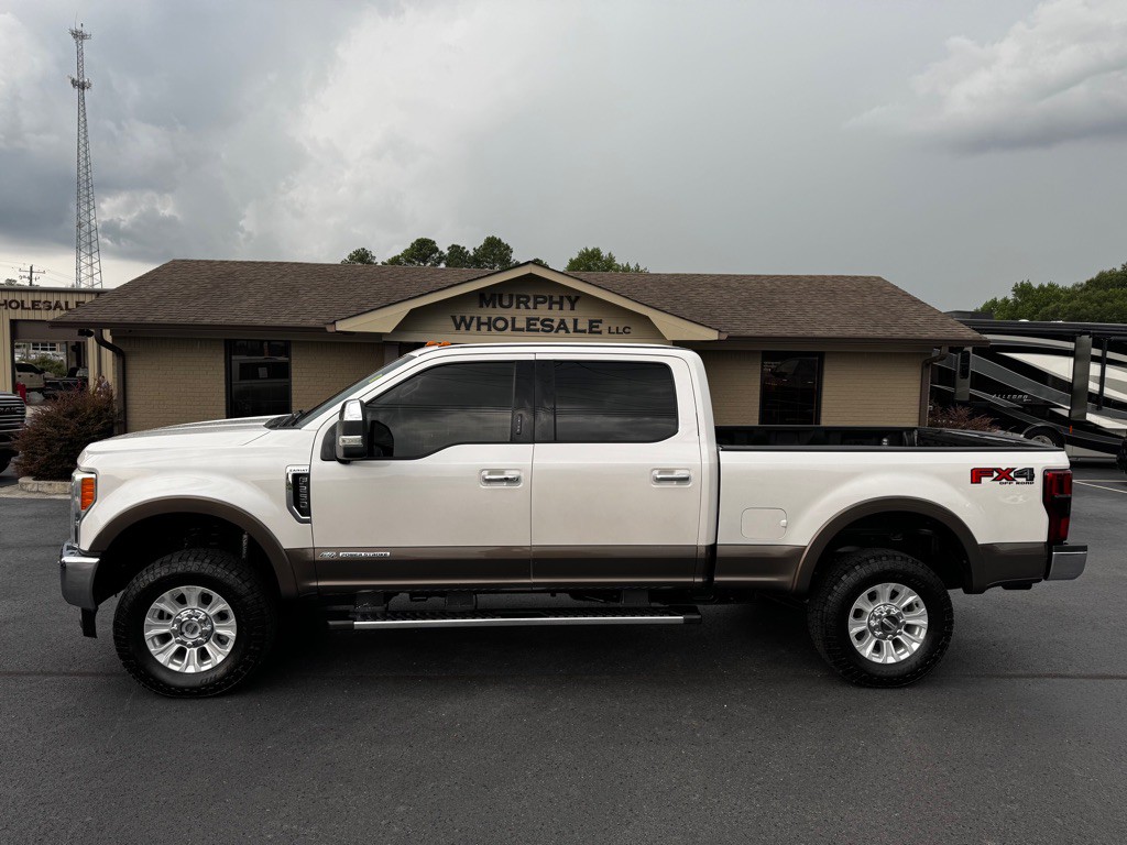 2017 Ford F-250 Image 1
