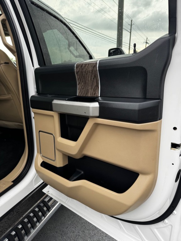 2017 Ford F-250 Image 19