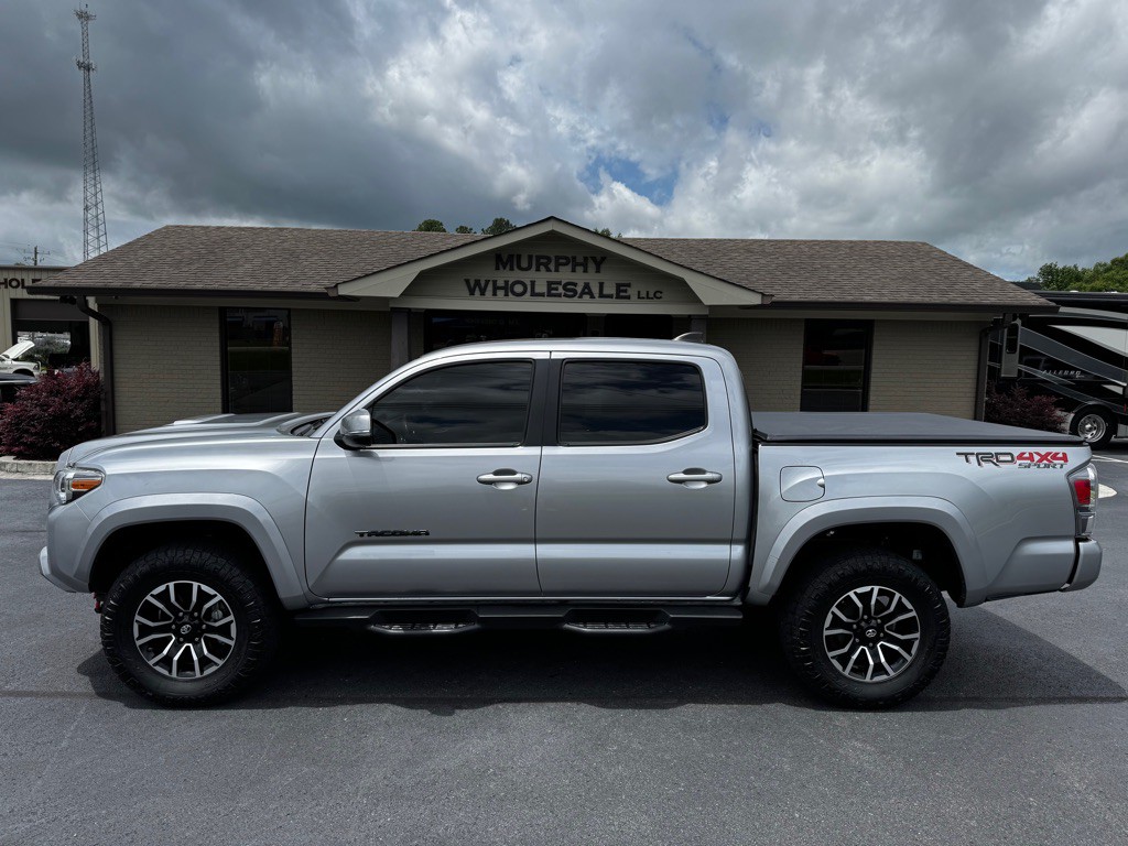 2021 Toyota Tacoma Image 1