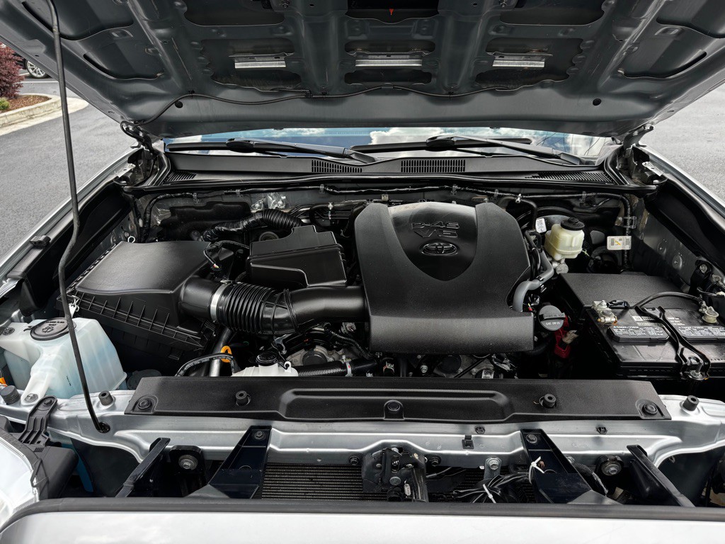 2021 Toyota Tacoma Image 19