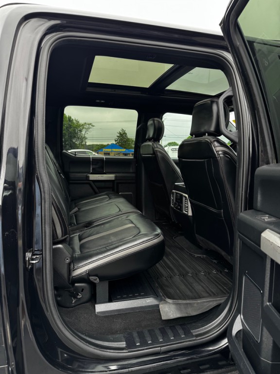 2021 Ford F-250 Image 19