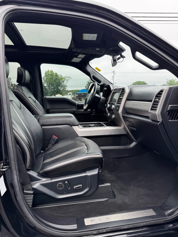 2021 Ford F-250 Image 21