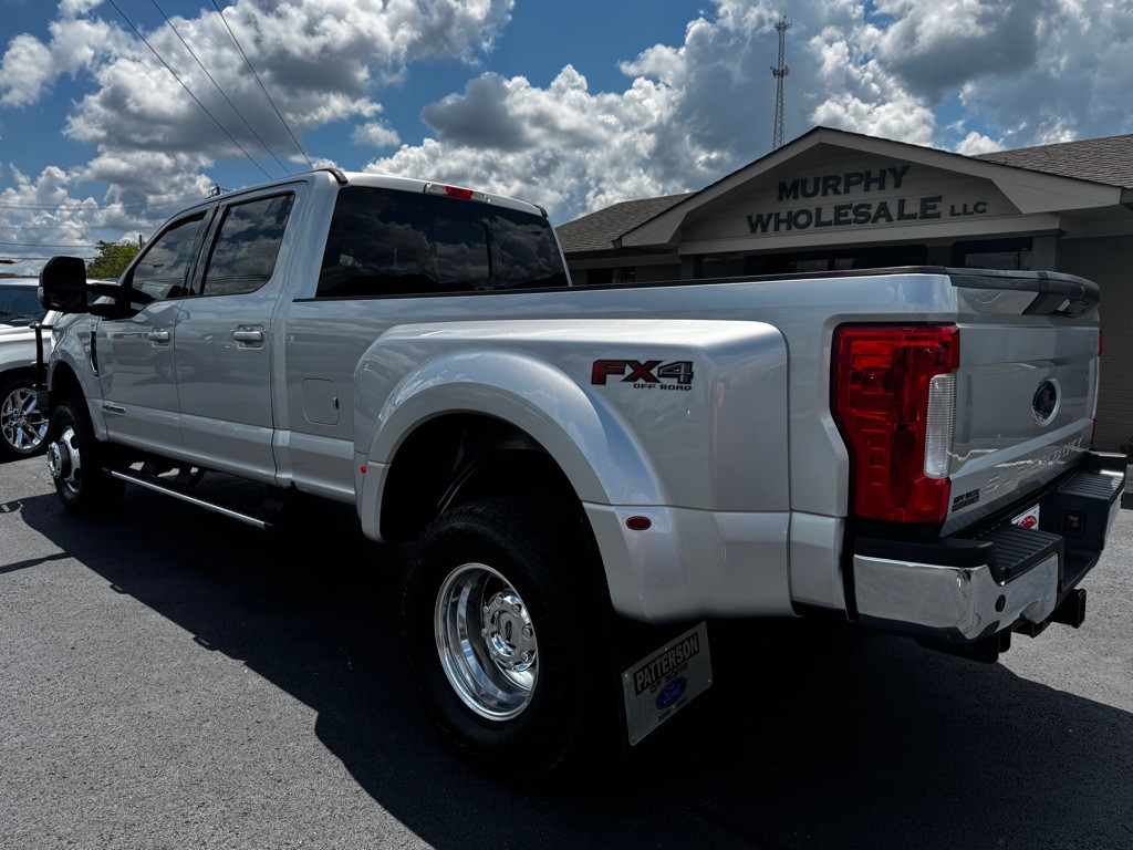 2017 Ford F-350 Image 3