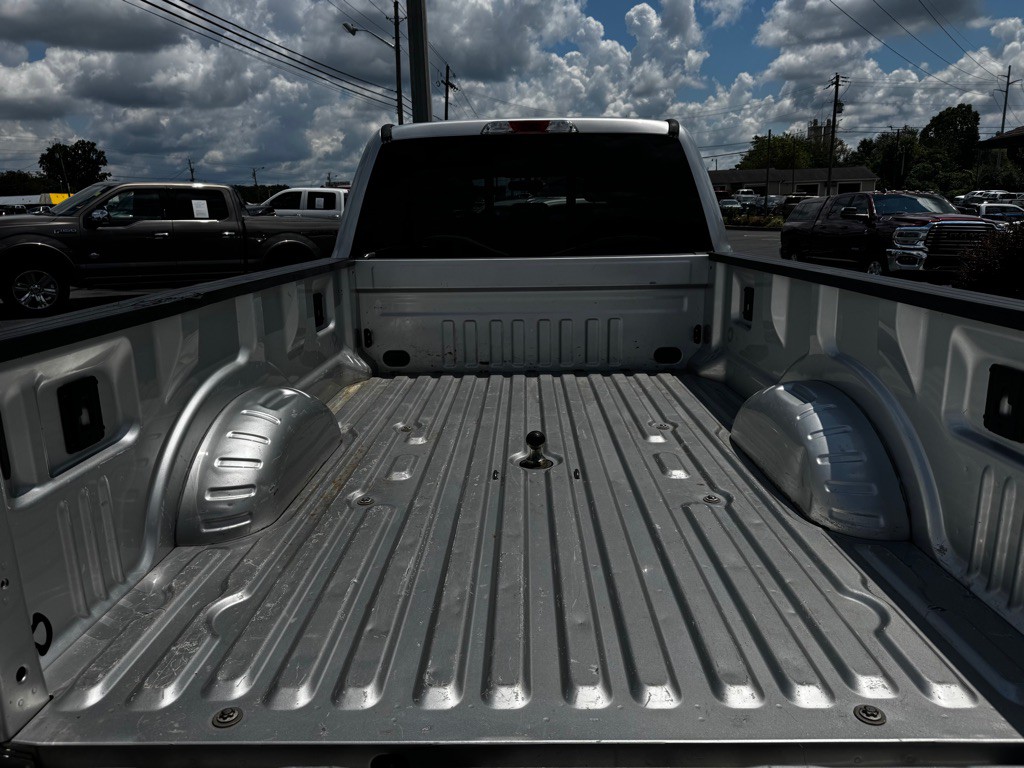 2017 Ford F-350 Image 5