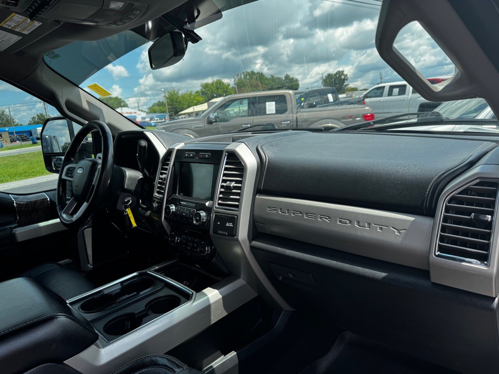 2017 Ford F-350 Image 21