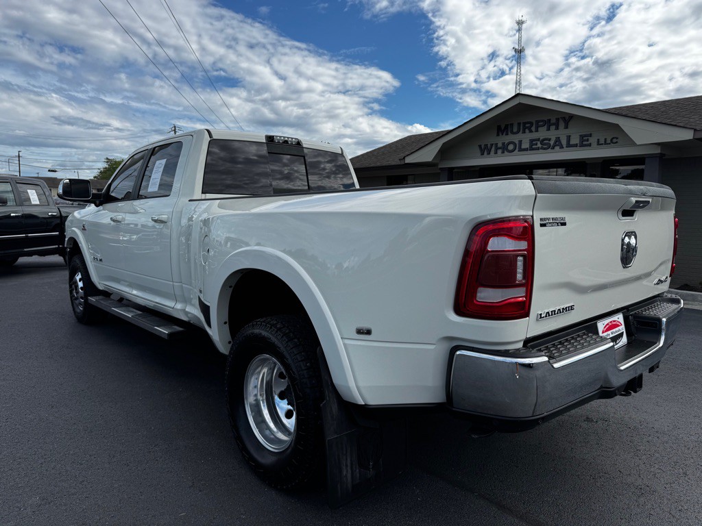 2019 RAM 3500 Image 3
