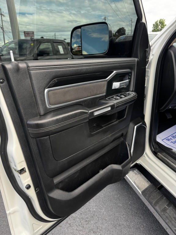 2019 RAM 3500 Image 15