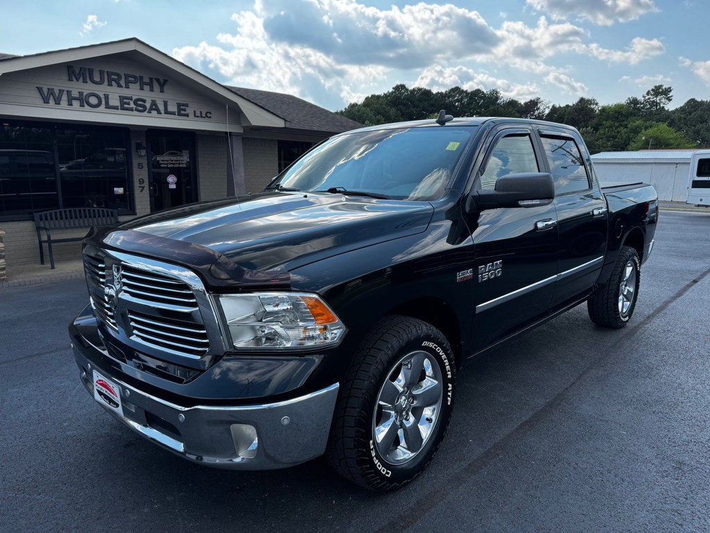 2017 RAM 1500 Image 2