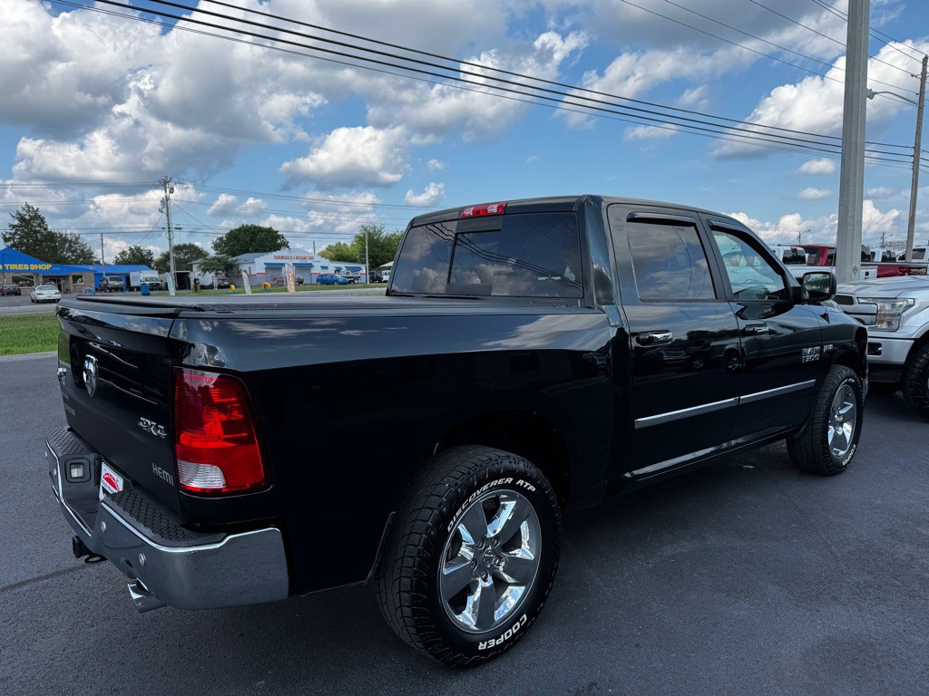 2017 RAM 1500 Image 6