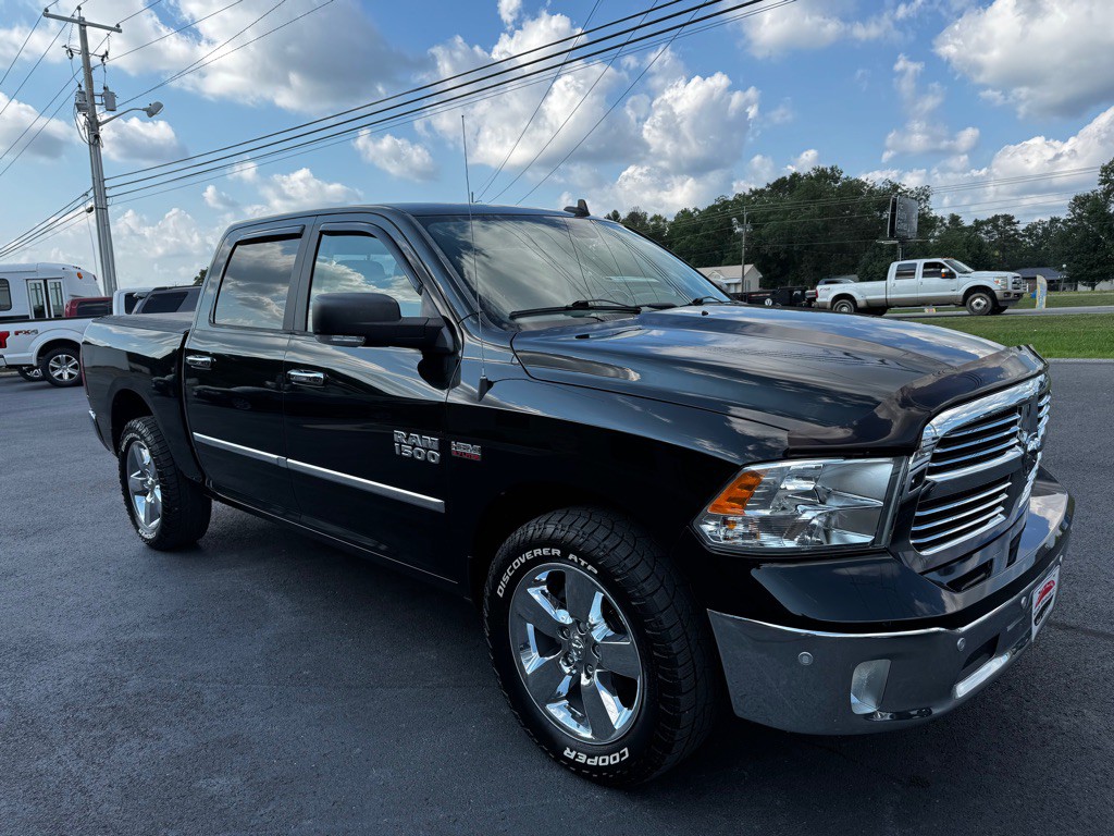 2017 RAM 1500 Image 8