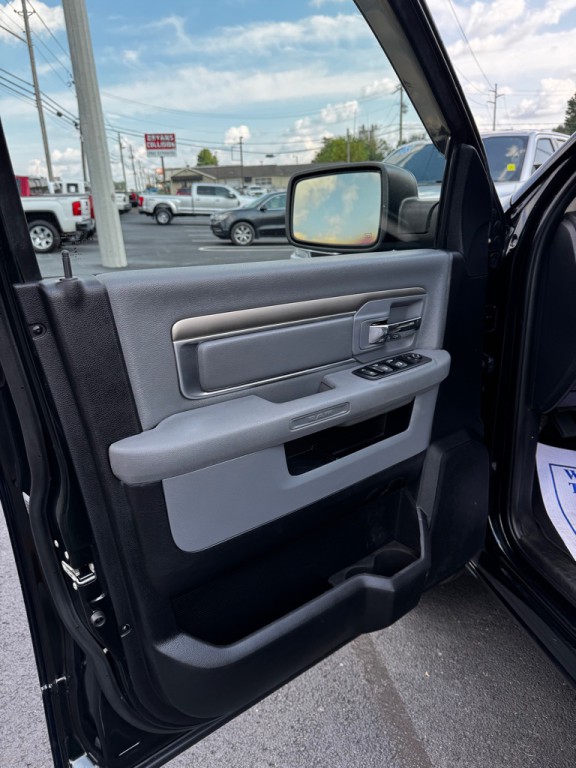 2017 RAM 1500 Image 15