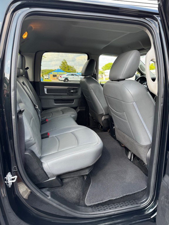 2017 RAM 1500 Image 18