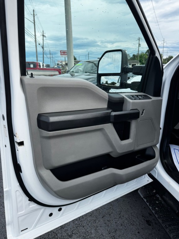 2021 Ford F-350 Image 14