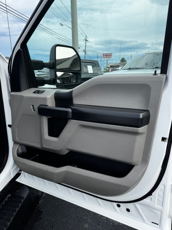 2021 Ford F-350 Image 22