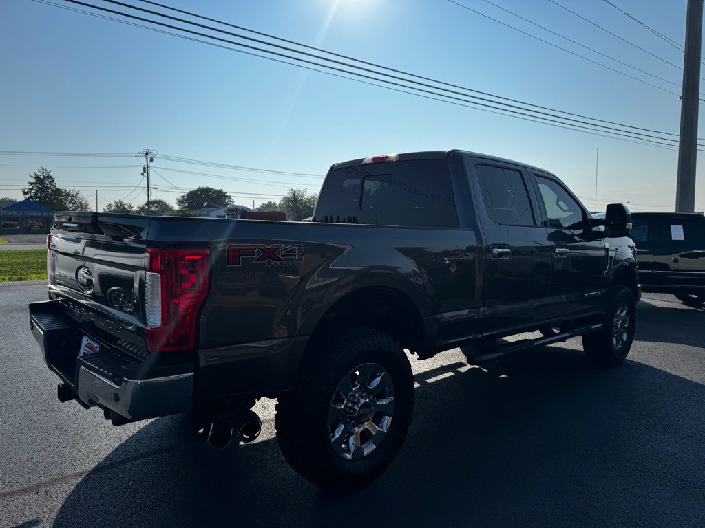2017 Ford F-250 Image 6