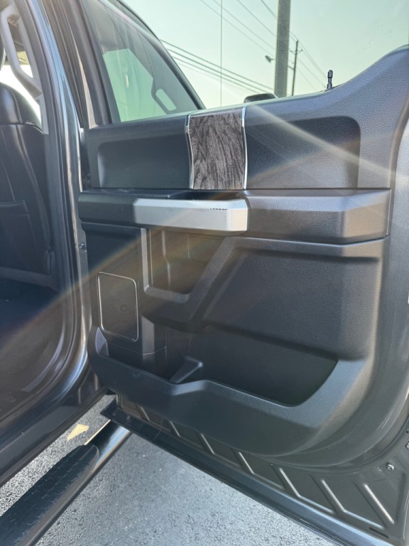2017 Ford F-250 Image 19