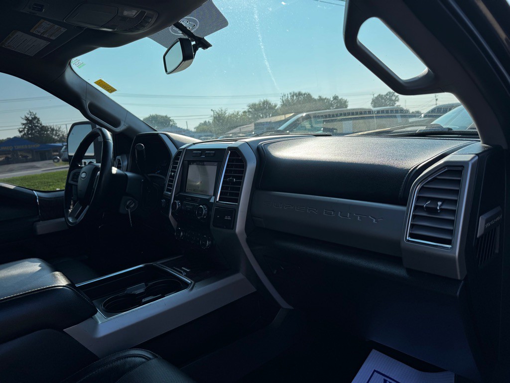 2017 Ford F-250 Image 21