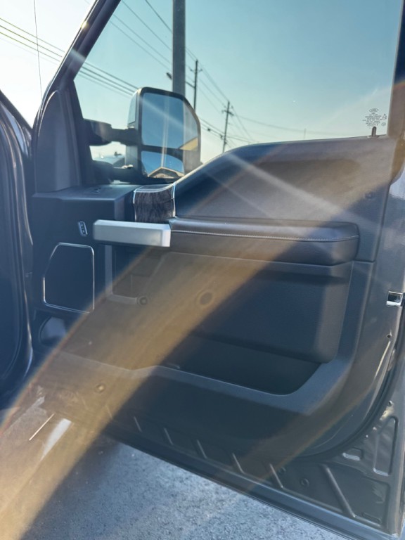 2017 Ford F-250 Image 23
